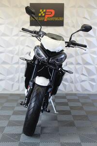 TRIUMPH STREET TRIPLE 765