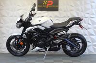 TRIUMPH STREET TRIPLE 765