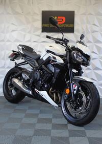 TRIUMPH STREET TRIPLE 765