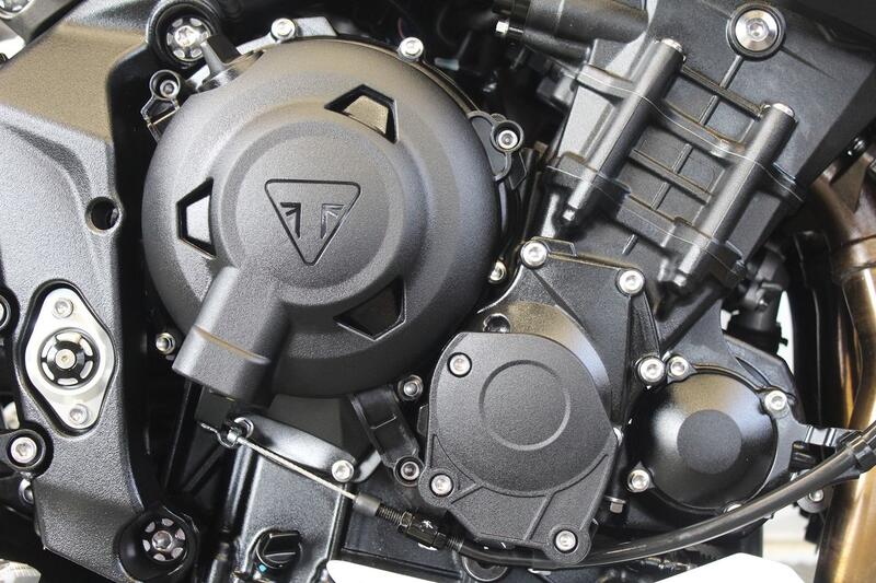 TRIUMPH STREET TRIPLE 765