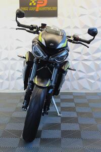 TRIUMPH STREET TRIPLE 765