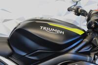 TRIUMPH STREET TRIPLE 765
