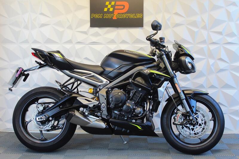 TRIUMPH STREET TRIPLE 765