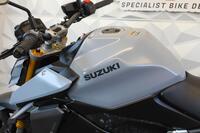 SUZUKI GSX-S1000