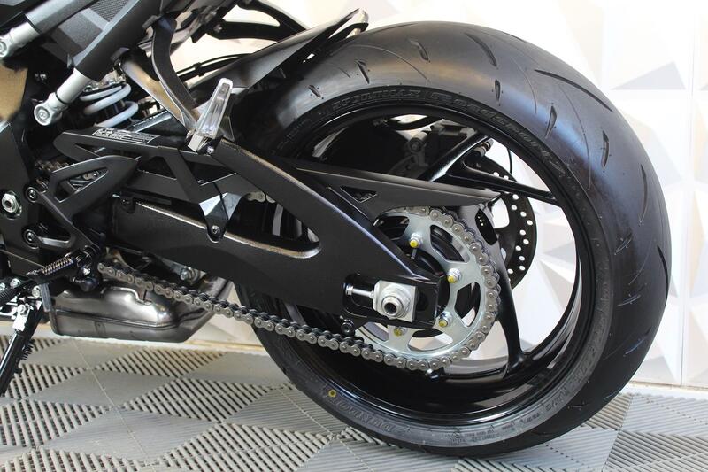 SUZUKI GSX-S1000