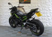 KAWASAKI Z900
