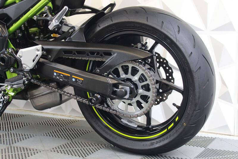 KAWASAKI Z900
