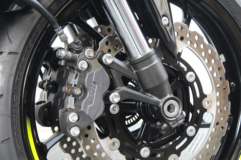 KAWASAKI Z900
