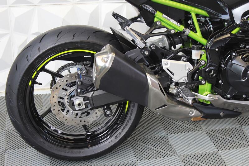 KAWASAKI Z900