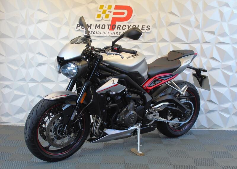 TRIUMPH STREET TRIPLE 765