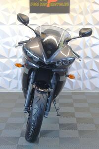 YAMAHA R6