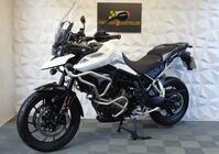 TRIUMPH TIGER 900
