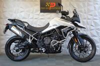 TRIUMPH TIGER 900