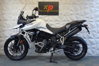 TRIUMPH TIGER 900