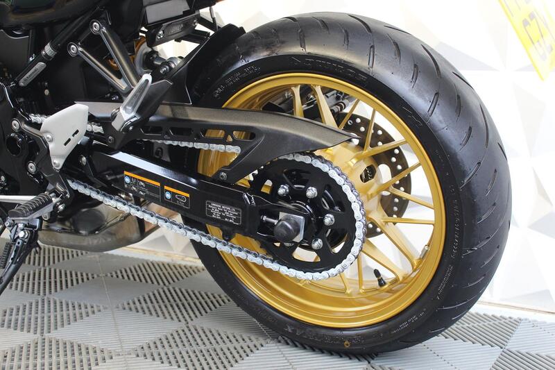 KAWASAKI Z900