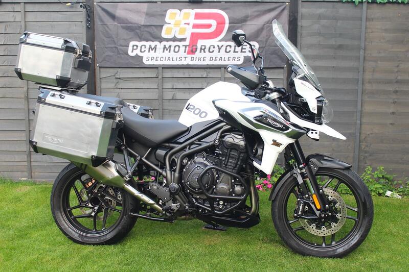 TRIUMPH TIGER 1200